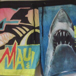 Maui and Sons Jaws / Shark Themed Swim Trunks / Shorts, Size L             F262